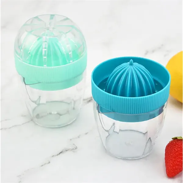 Mini Manual Lemon Juicer