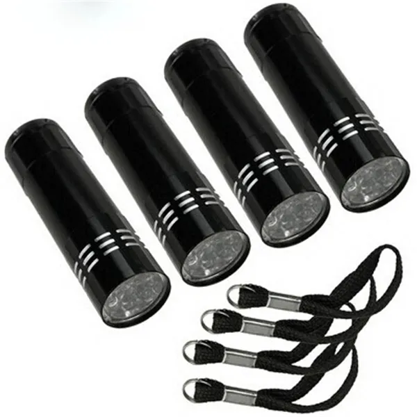 9LED aluminum flashlight and with 3 AAA batteries put in